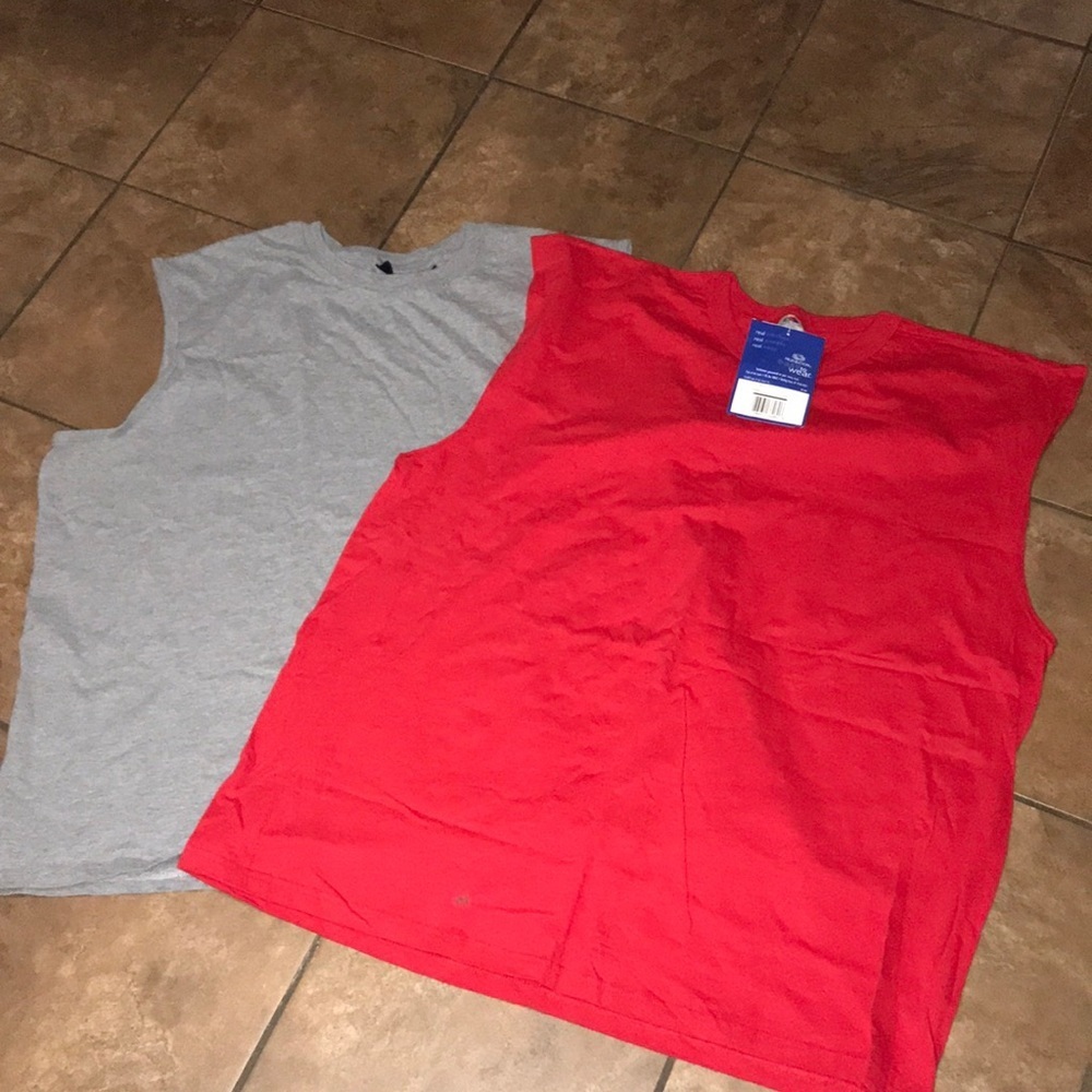 Set/2 Men’s (one NWT) Workout Tees